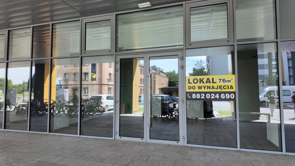 Lokal do wynajęcia na parterze biurowca SkyRes o pow. 76m2
